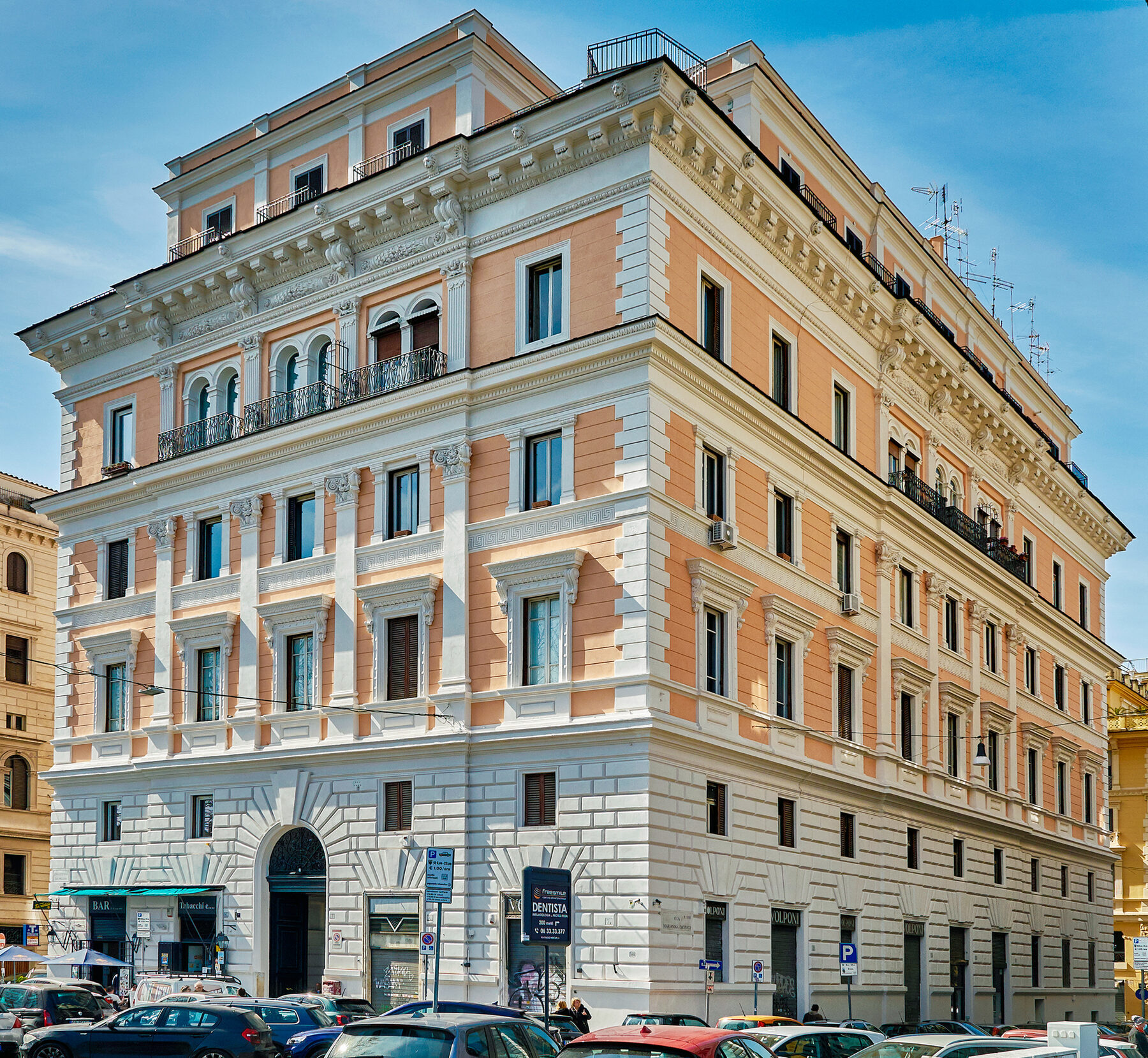 Edificio Lungotevere dei Mellini, Roma